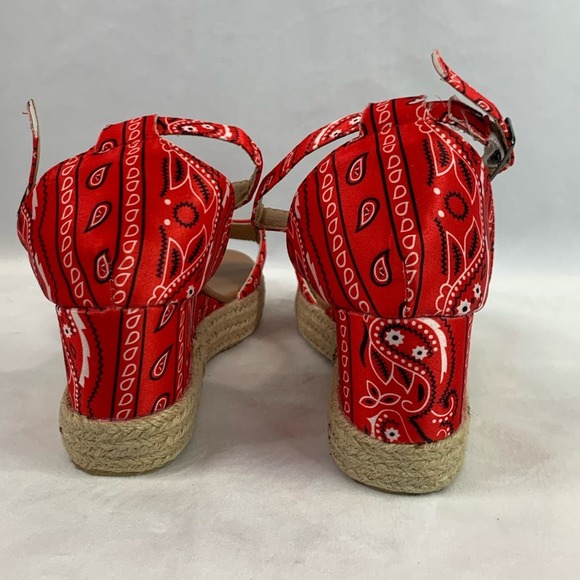 Handkerchief Pattern Platform Wedge Sandals Red Buckle Ankle Strap Size 8 / 39 - Picture 4 of 9